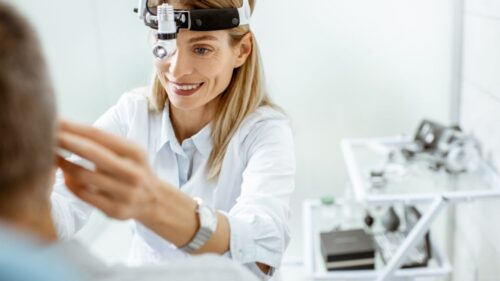 Otorynolaryngolog i Laryngolog